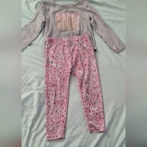 🏷 2/$12 Toddler Long Sleeve Shirt And Pants Set